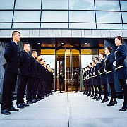 2015年餐饮酒店服务礼仪与服装服饰零售指南