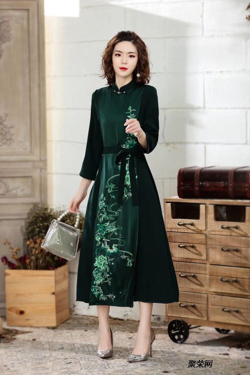 库房便宜品牌尾货女装批发 库存外贸尾货的商机与零售策略